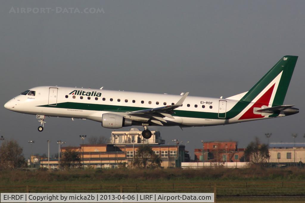EI-RDF, 2012 Embraer 175LR (ERJ-170-200LR) C/N 17000337, Landing
