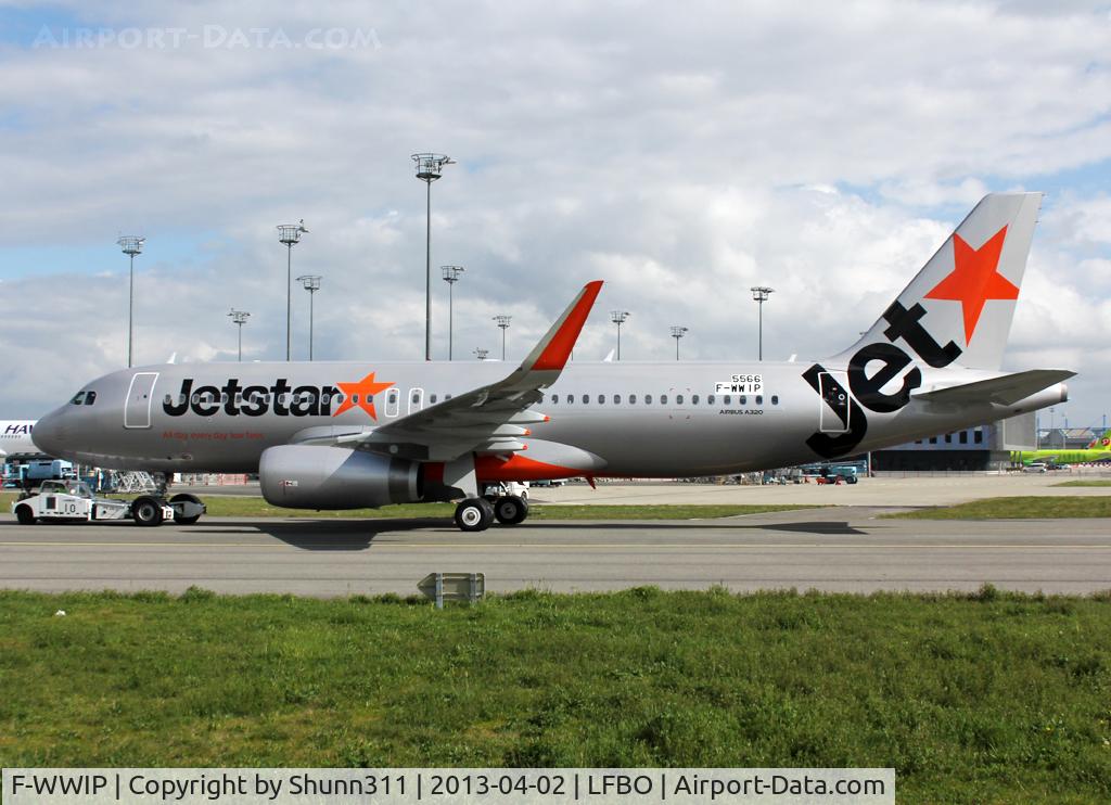 F-WWIP, 2013 Airbus A320-232 C/N 5566, C/n 5566 - To be VH-VFN... Now in special c/s and painted at MEL :|