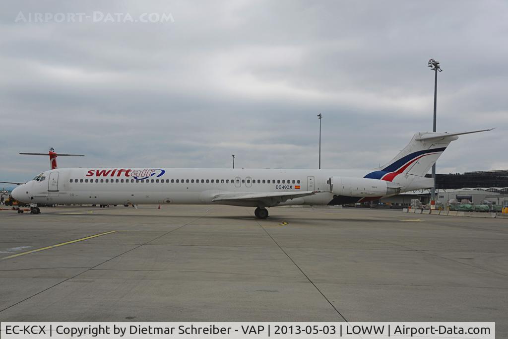 EC-KCX, 1988 McDonnell Douglas MD-83 (DC-9-83) C/N 49619, Swift Air MD80