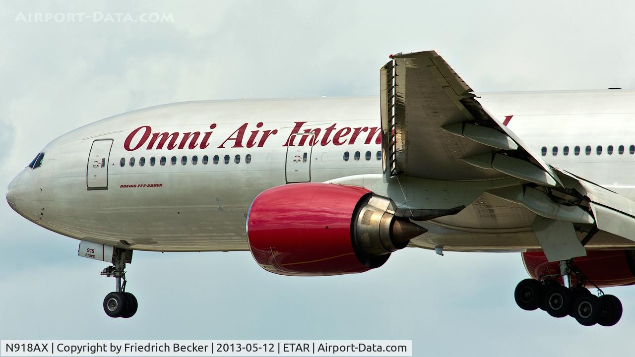 N918AX, 1997 Boeing 777-222 C/N 26935, on final RW26