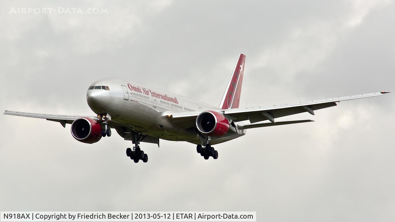 N918AX, 1997 Boeing 777-222 C/N 26935, on final RW26