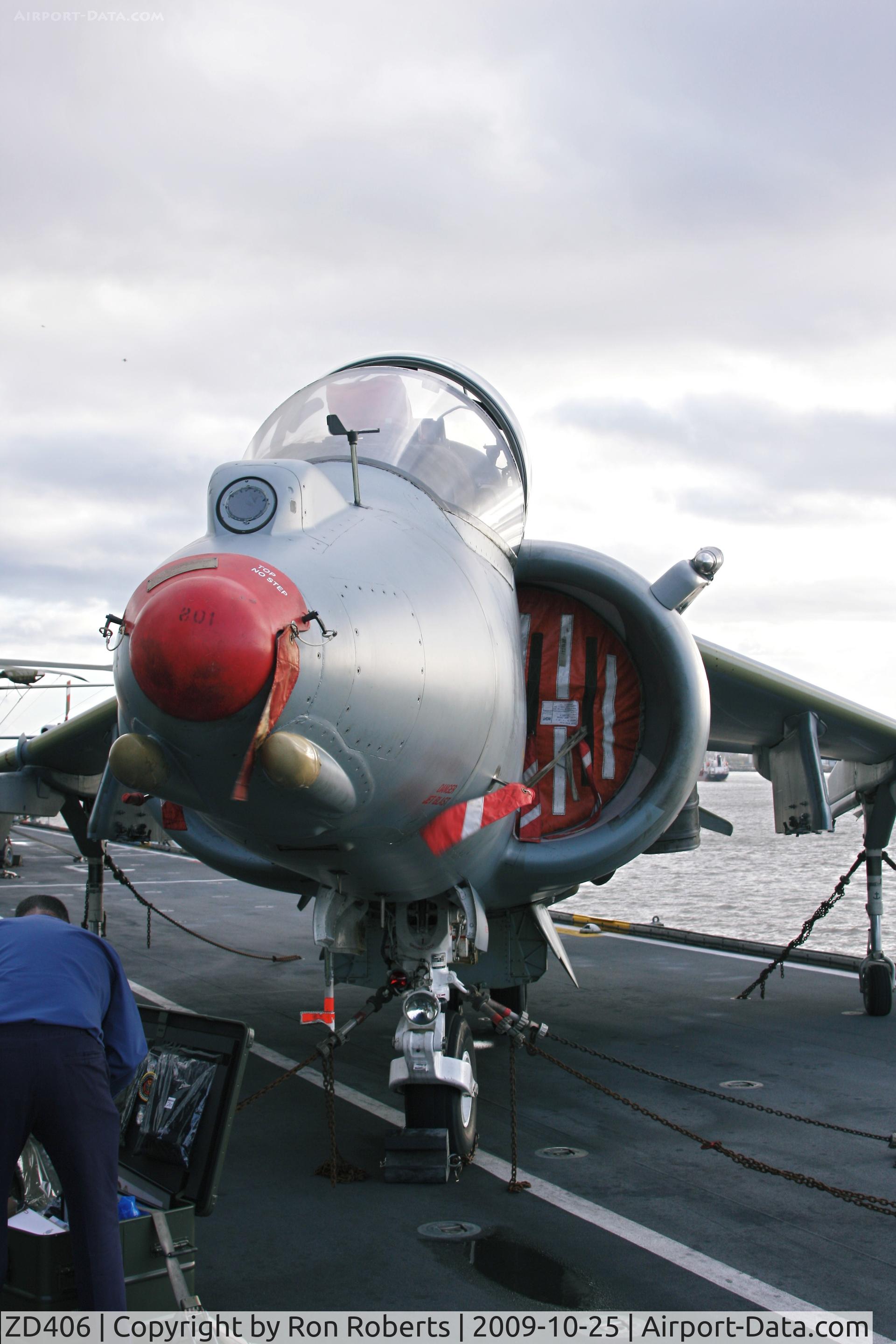 ZD406, 1989 British Aerospace Harrier GR.9 C/N P35, On Board HMS Illustrious