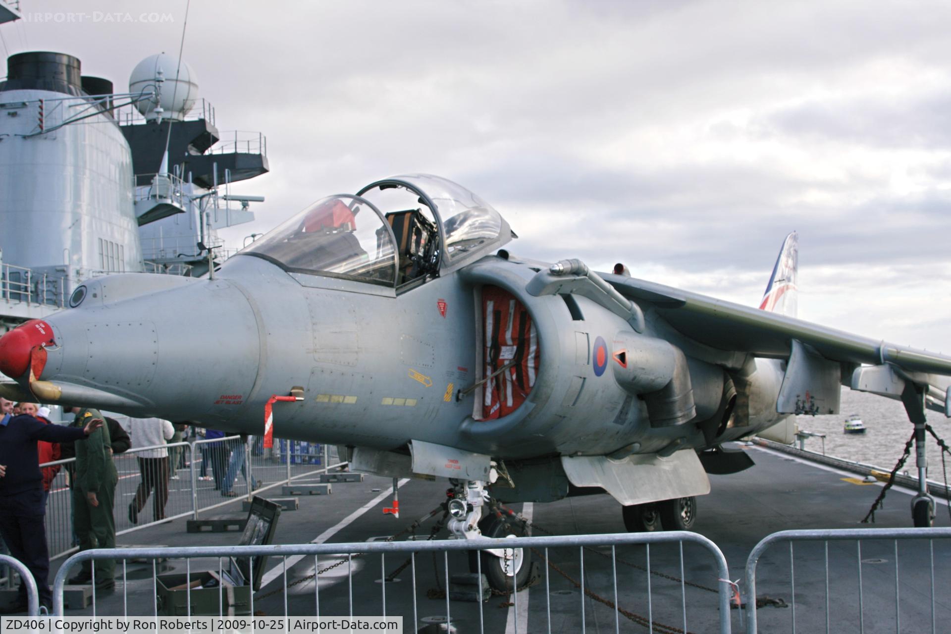 ZD406, 1989 British Aerospace Harrier GR.9 C/N P35, On Board HMS Illustrious