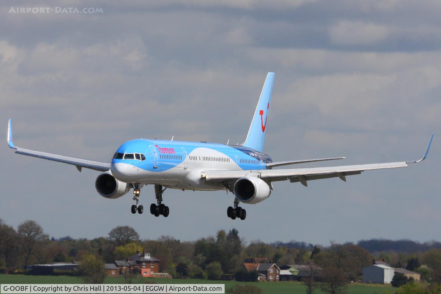 G-OOBF, 2004 Boeing 757-28A C/N 33101, Thomson