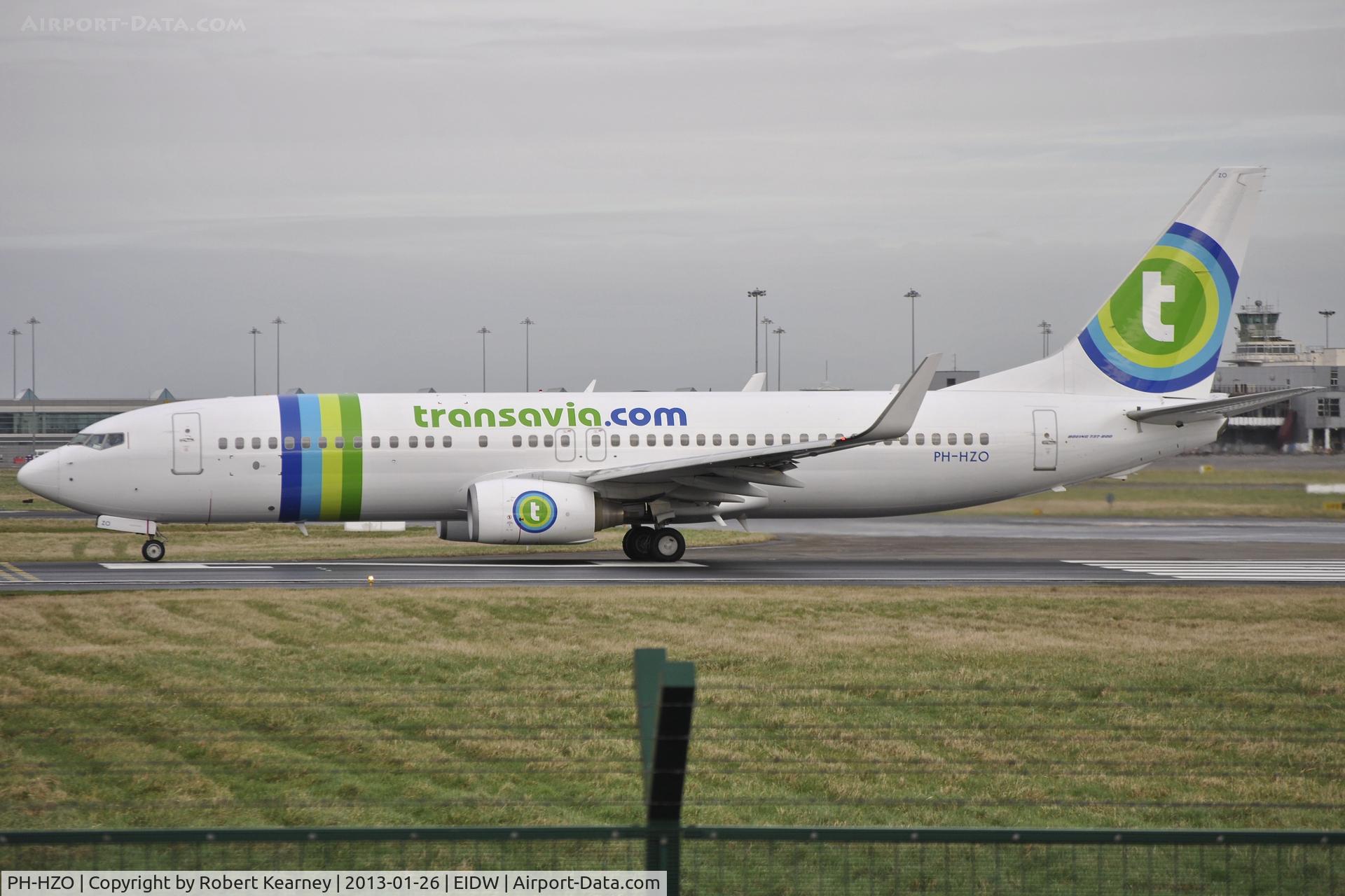 PH-HZO, 2007 Boeing 737-8K2 C/N 34169, Lining up r/w 28