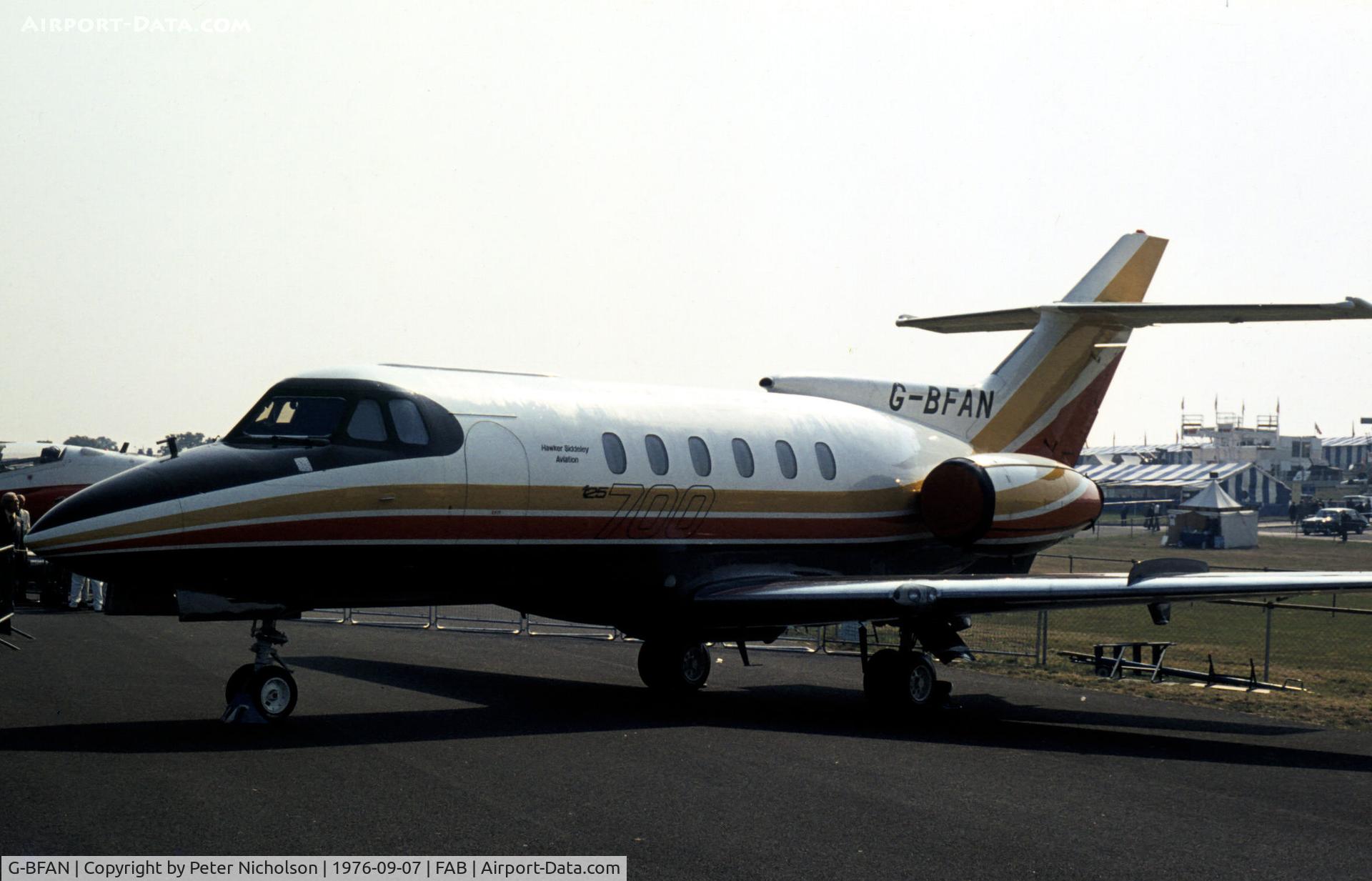 G-BFAN, 1971 Hawker Siddeley HS.125 Series F600B C/N 25258, Hawker Siddeley demonstrator HS.125 Series 700 on display at the 1976 Farnborough Airshow.