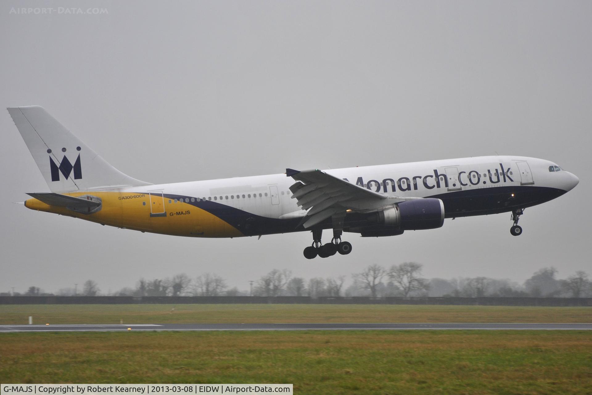 G-MAJS, 1991 Airbus A300B4-605R C/N 604, On short finals for r/w 10