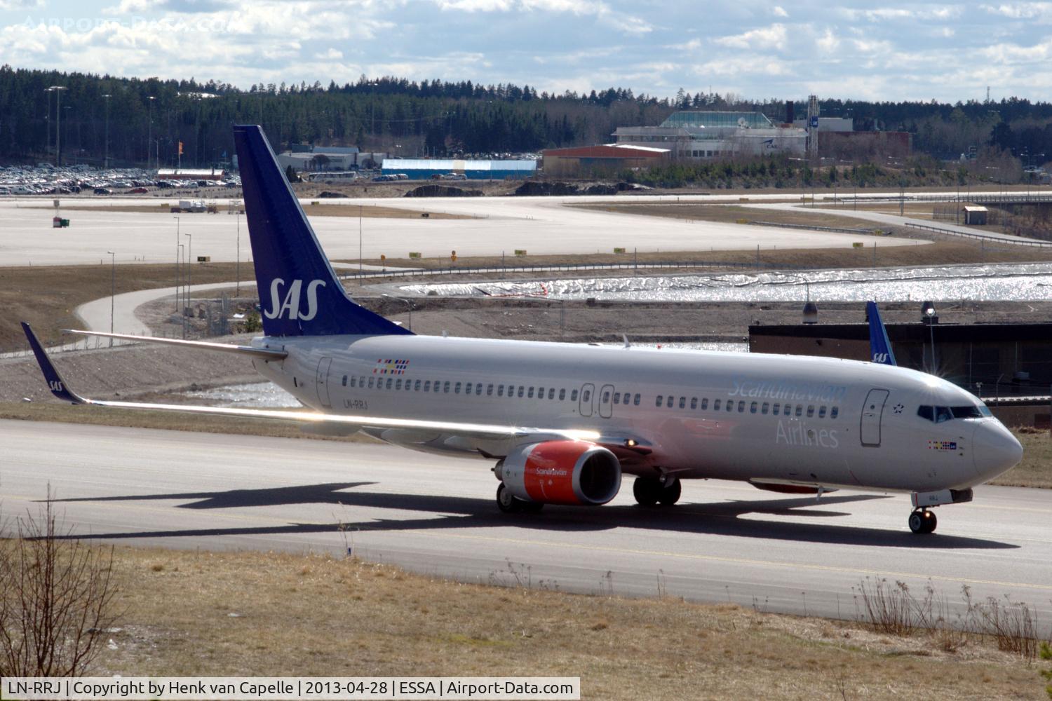 LN-RRJ, 2009 Boeing 737-883 C/N 34547, SAS Boeing 737-800 taxying at Stockholm Arlanda airport, Sweden.