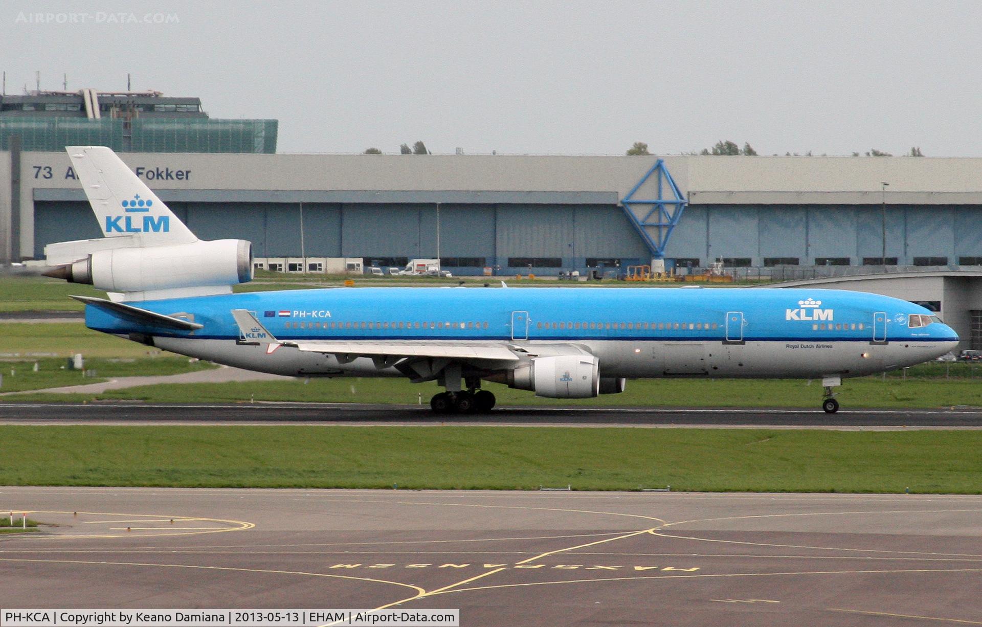 PH-KCA, 1993 McDonnell Douglas MD-11 C/N 48555, Departing MD-11