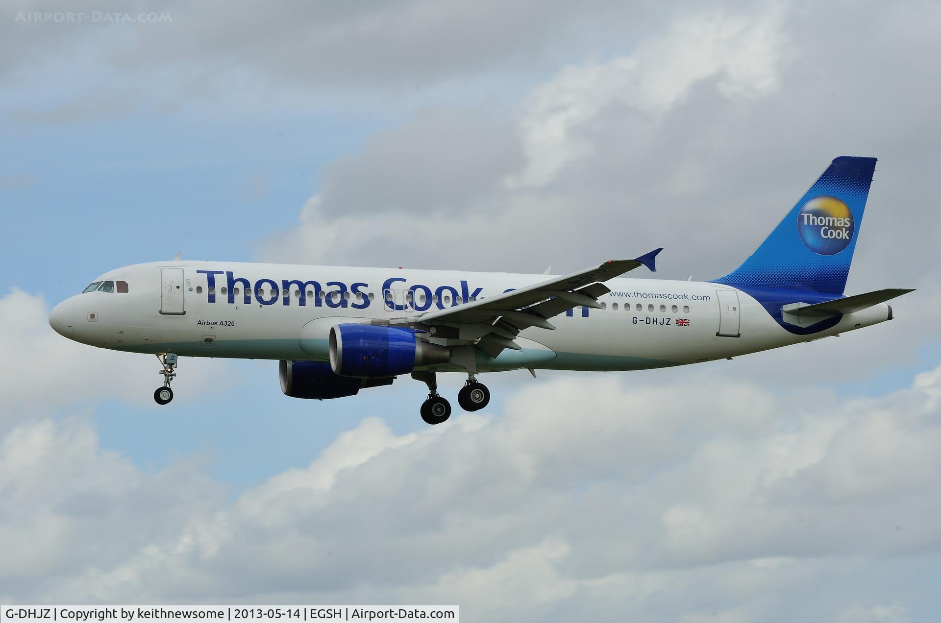 G-DHJZ, 2003 Airbus A320-214 C/N 1965, Landing onto runway 27.