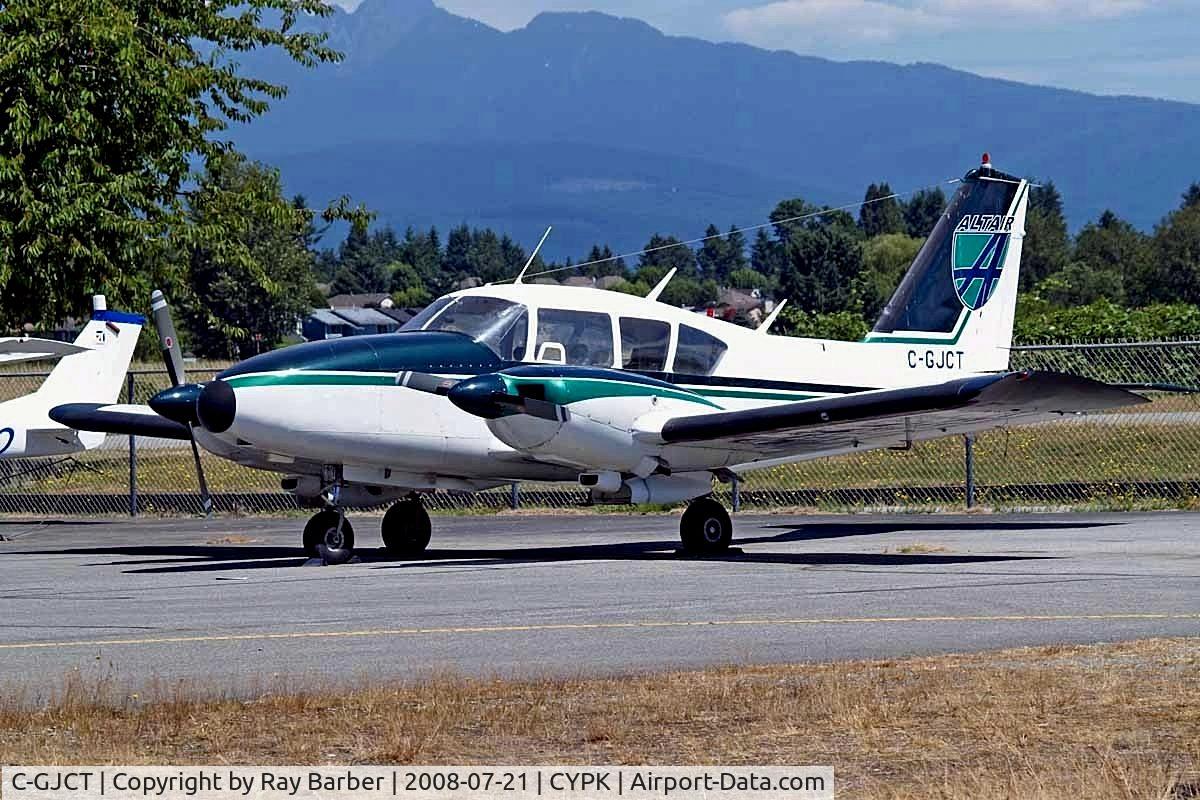 C-GJCT, 1965 Piper PA-23-250 Aztec C C/N 27-2941, Piper PA-23-250 Aztec C [27-2941] Pitt Meadows~C 21/07/2008
