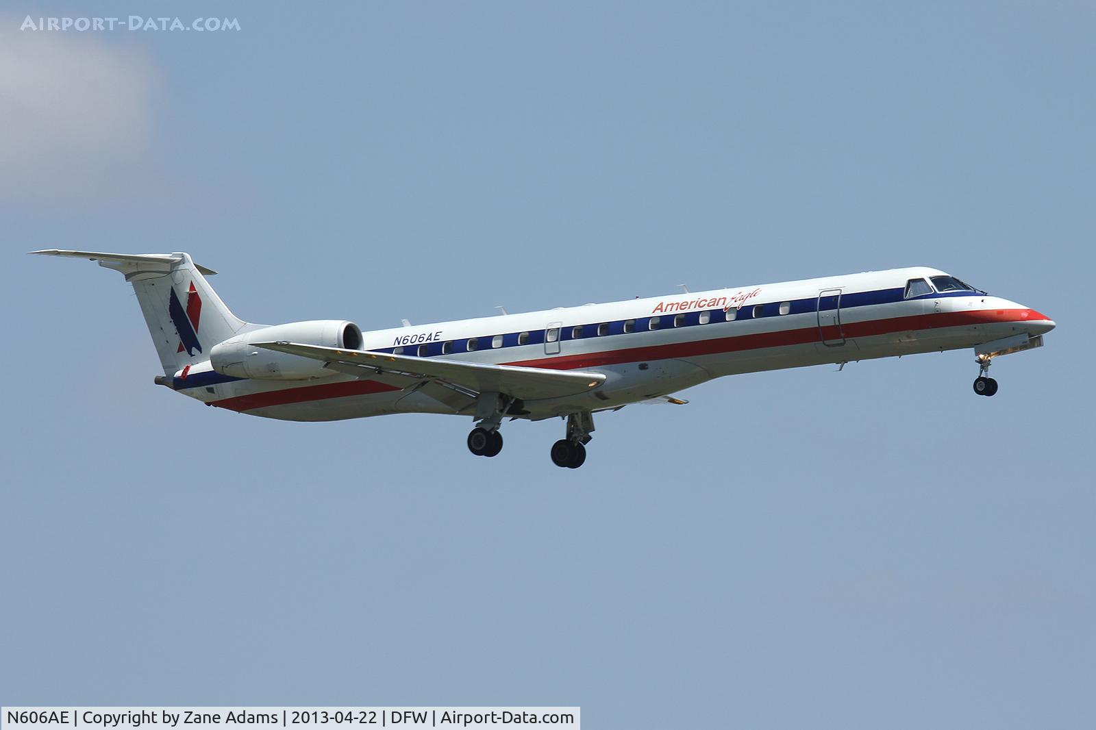 N606AE, 1998 Embraer ERJ-145LR (EMB-145LR) C/N 145062, American Eagle at DFW Airport
