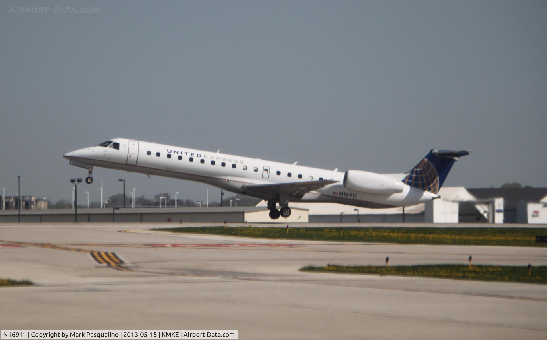 N16911, 2001 Embraer ERJ-145LR (EMB-145LR) C/N 145446, EMB-145LR