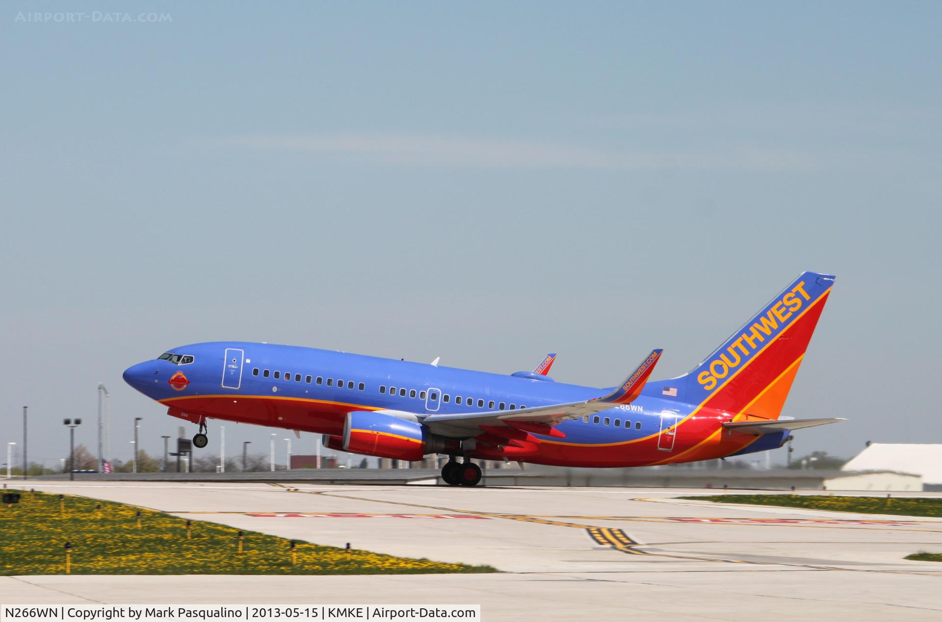 N266WN, 2007 Boeing 737-7H4 C/N 32523, Boeing 737-700
