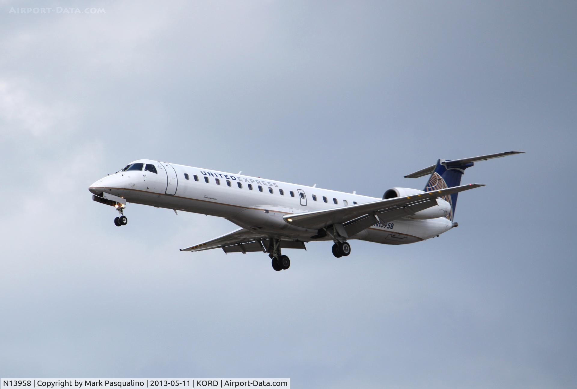 N13958, 1998 Embraer EMB-145LR C/N 145085, EMB-145LR