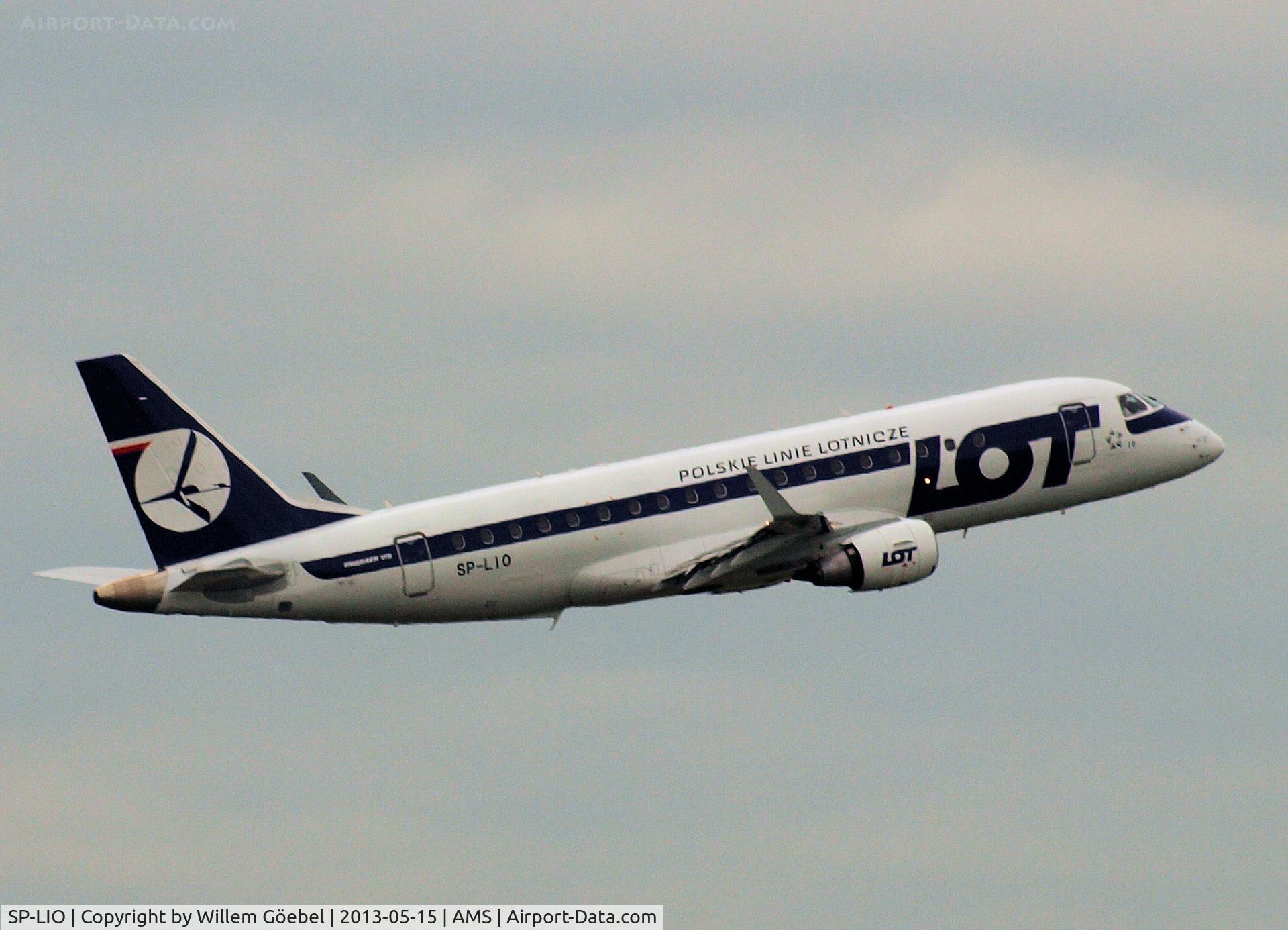 SP-LIO, 2010 Embraer 175LR (ERJ-170-200LR) C/N 17000321, Take off from runway 18L of Schiphol Airport