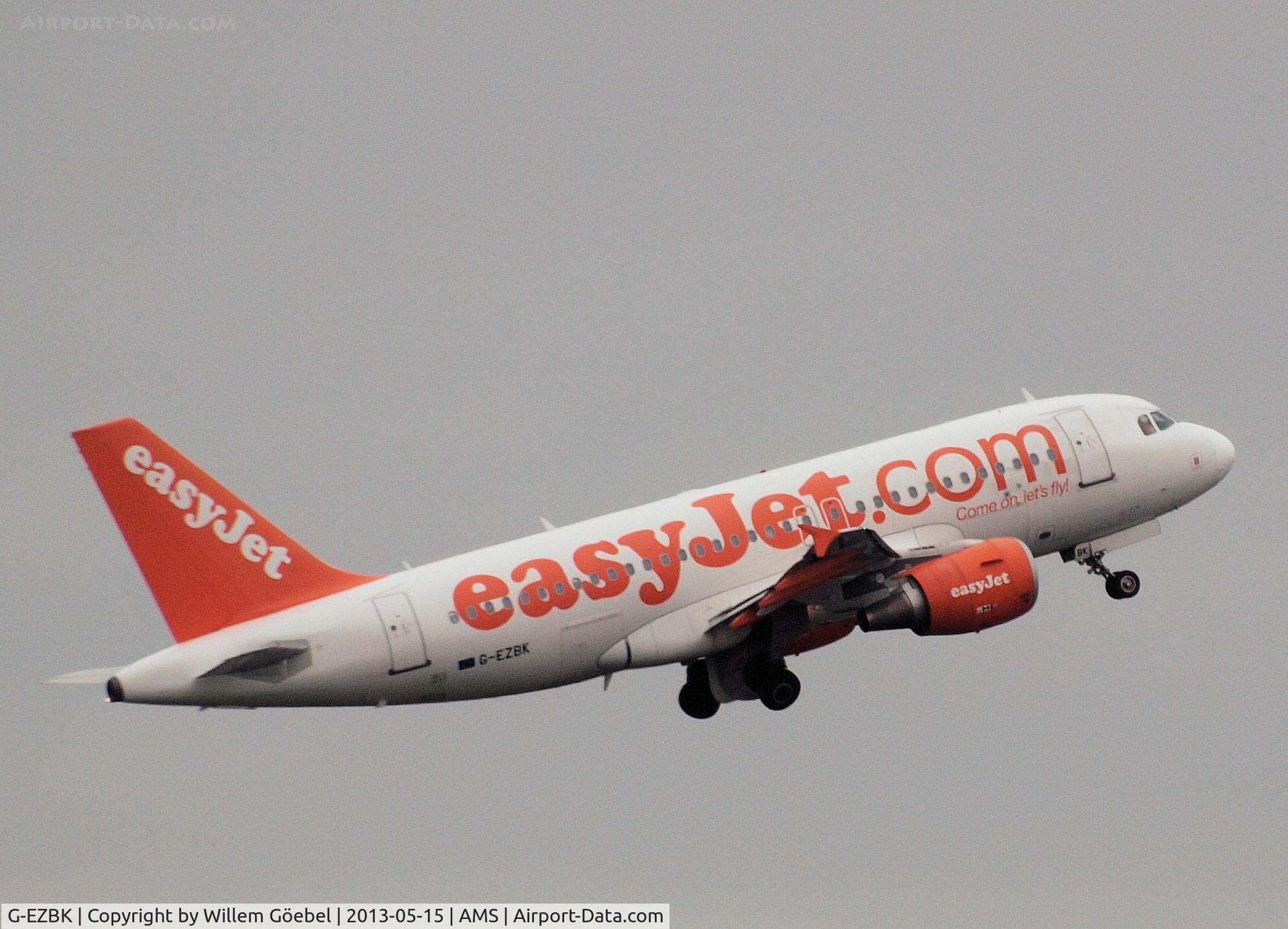 G-EZBK, 2007 Airbus A319-111 C/N 3041, Take off from runway 18L of Schiphol Airport