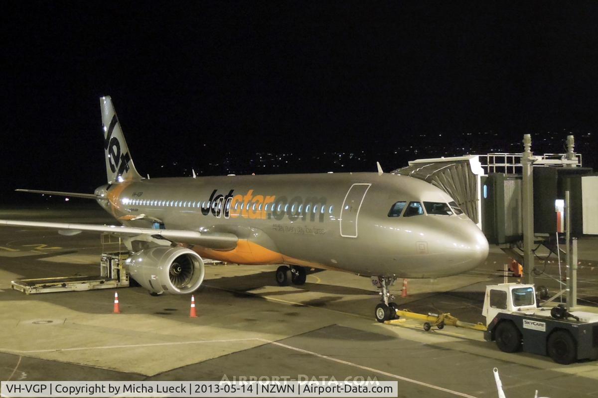 VH-VGP, 2010 Airbus A320-232 C/N 4343, At Wellington