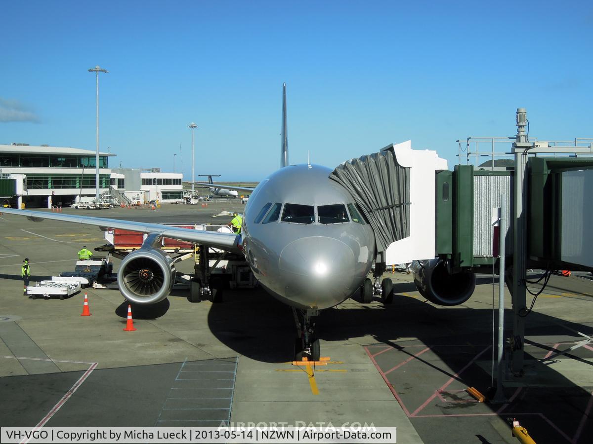 VH-VGO, 2010 Airbus A320-232 C/N 4356, At Wellington
