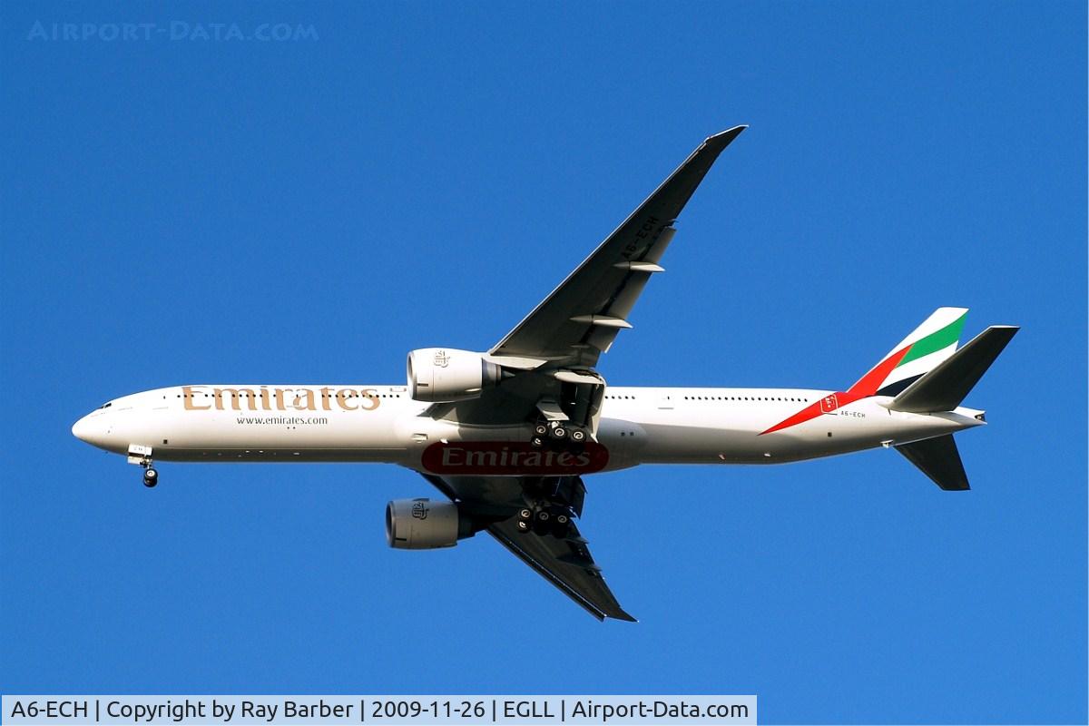 A6-ECH, 2008 Boeing 777-31H/ER C/N 35581, Boeing 777-31HER [35581] (Emirates Ailines) Home~G 26/11/2009