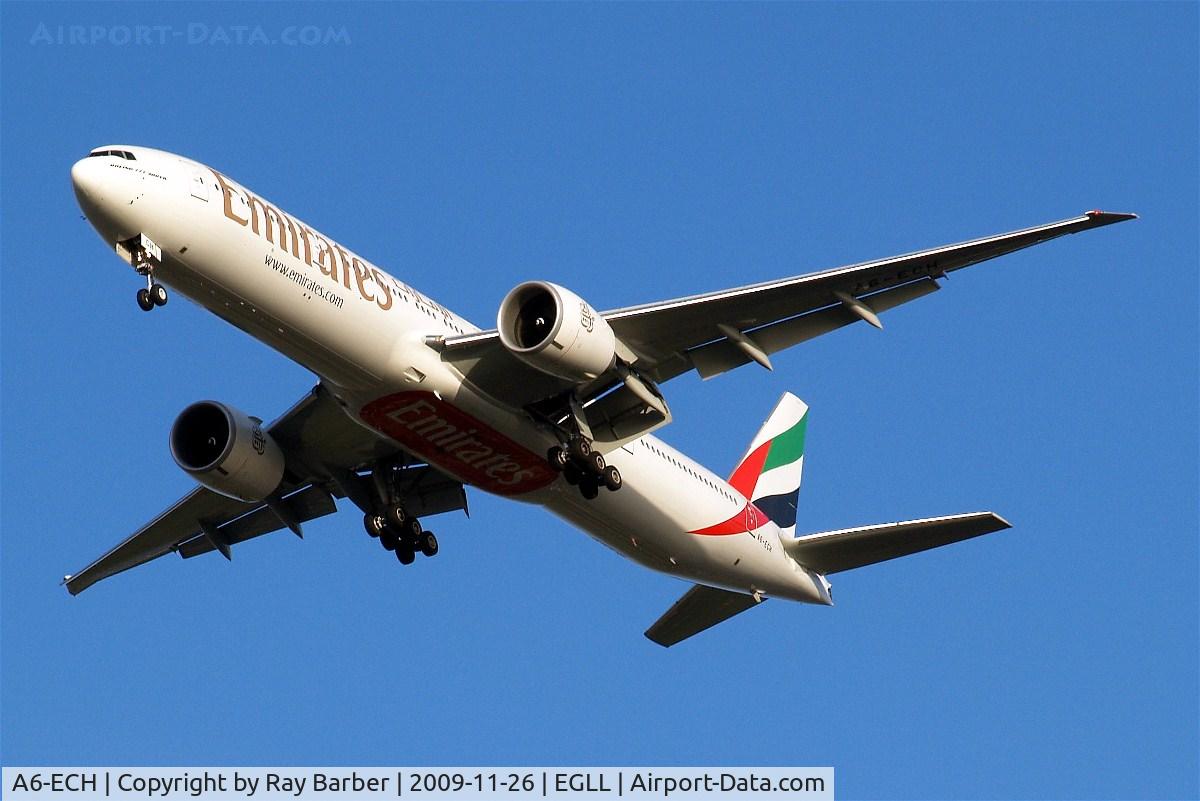 A6-ECH, 2008 Boeing 777-31H/ER C/N 35581, Boeing 777-31HER [35581] (Emirates Ailines) Home~G 26/11/2009