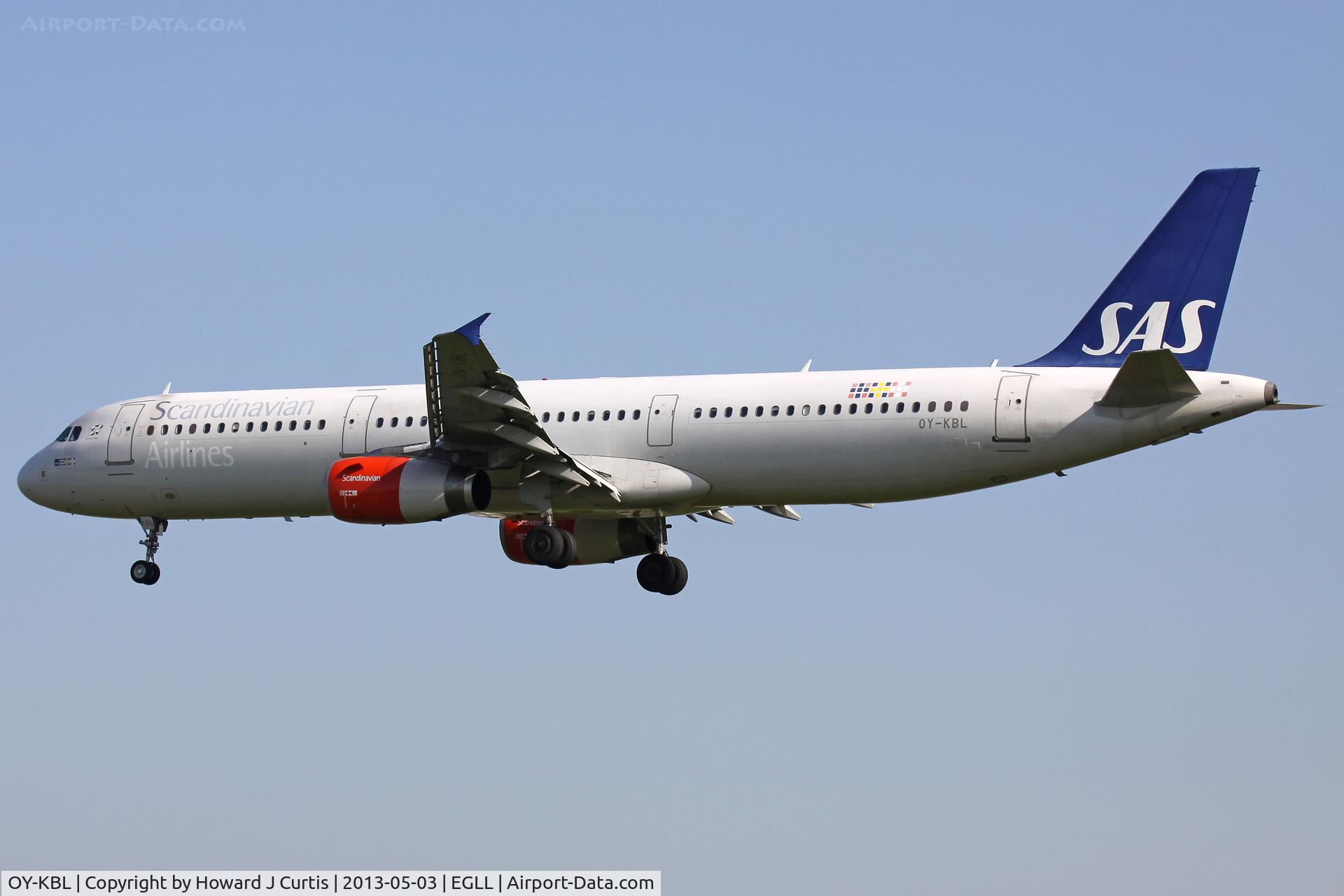 OY-KBL, 2001 Airbus A321-232 C/N 1619, SAS, on approach to runway 27L.