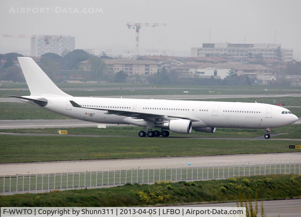 F-WWTO, 2013 Airbus A330-302 C/N 1405, C/n 1405 - For Iberia as EC-LUX... All white c/s during tests flight with Airbus...