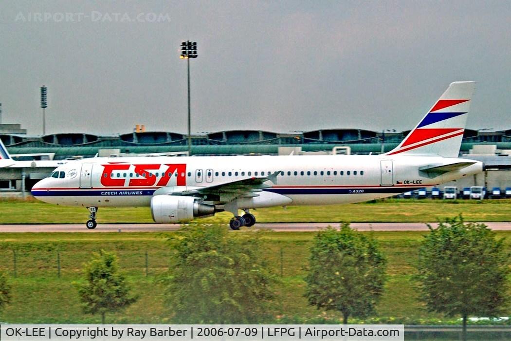 OK-LEE, 2006 Airbus A320-214 C/N 2719, Airbus A320-214 [2719] (CSA Czech Airlines) Paris-CDG 09/07/2006