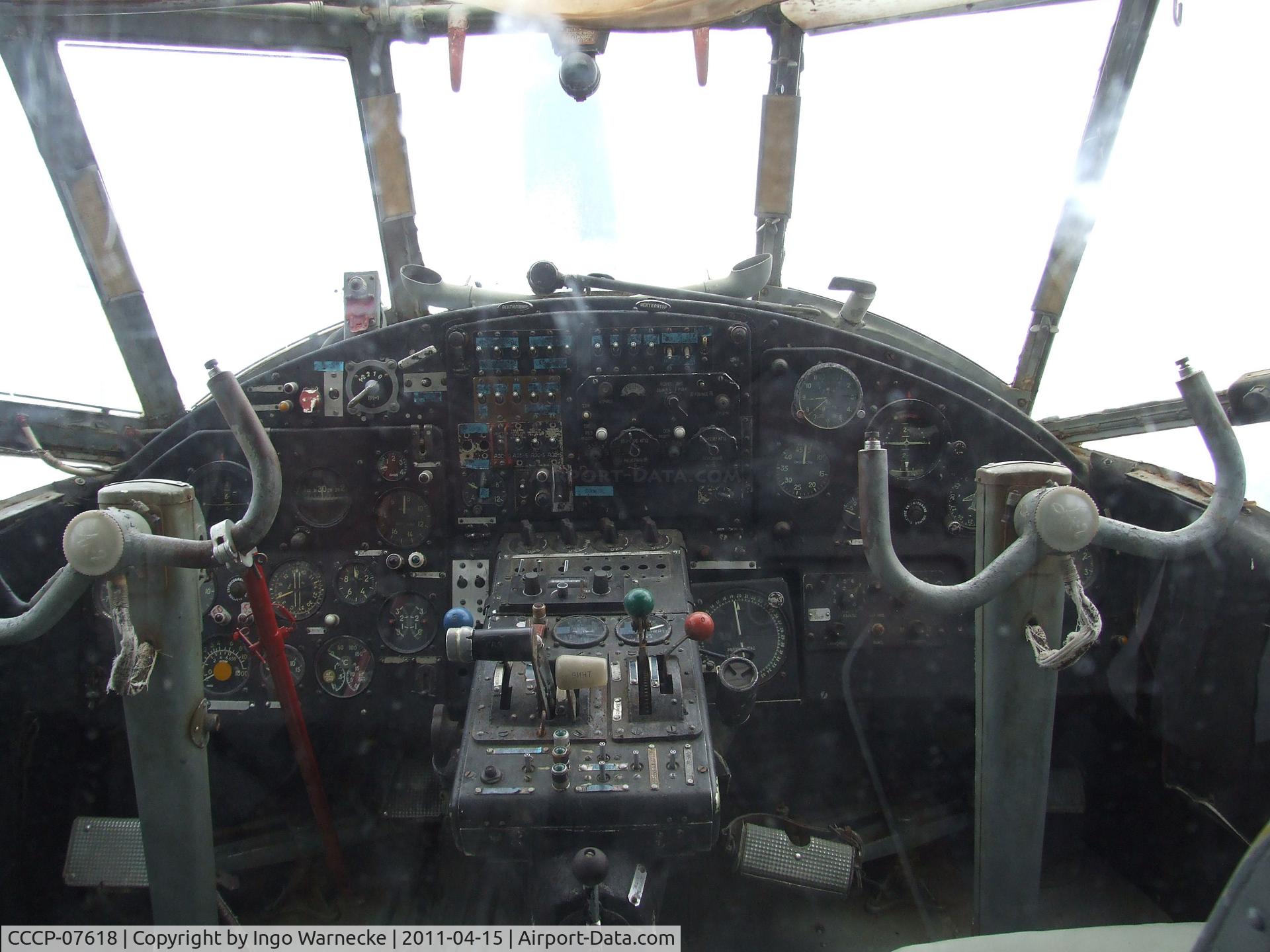 CCCP-07618, Antonov An-2 C/N Not available, Antonov An-2 COLT at the Chico Air Museum, Chico CA  #c