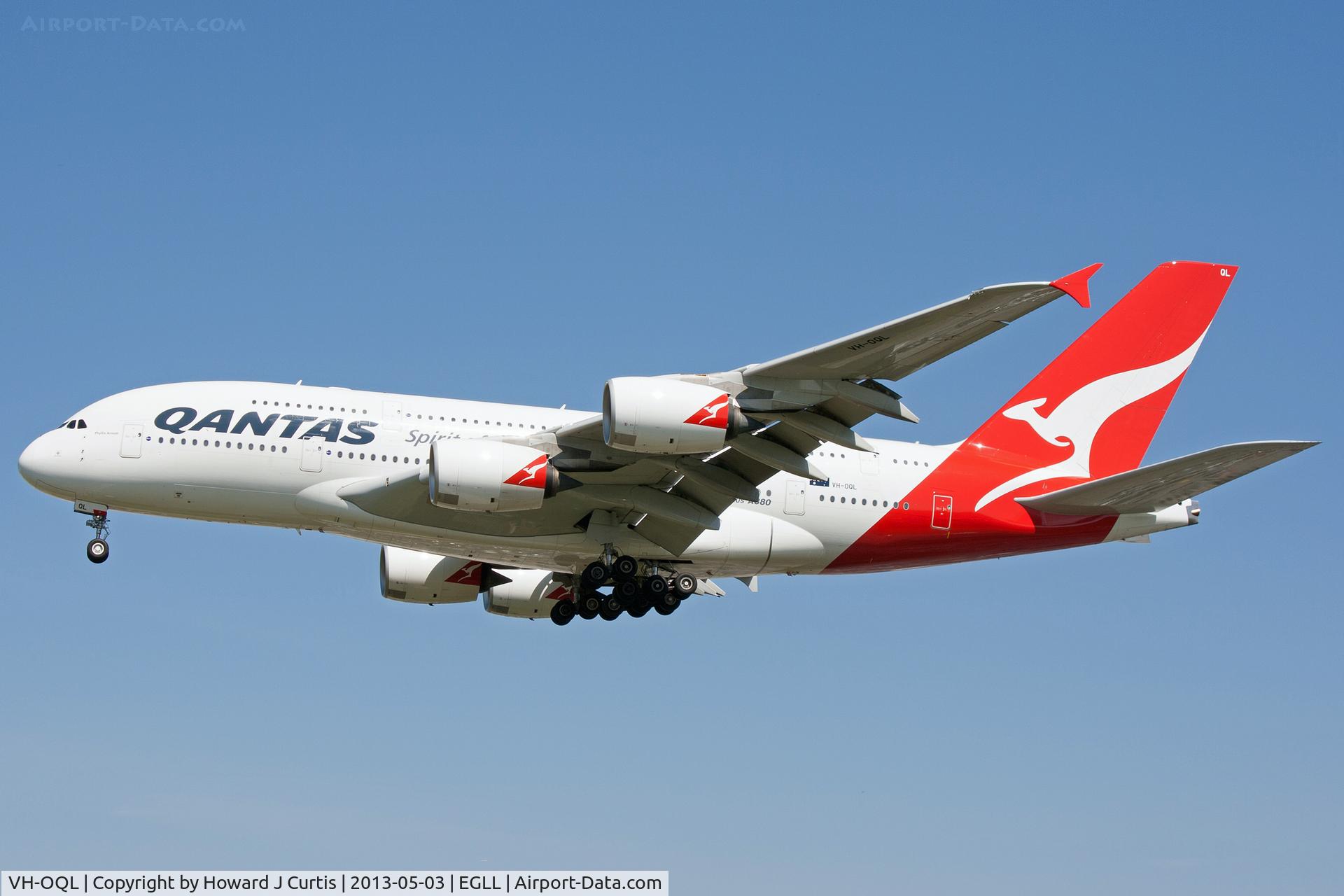 VH-OQL, 2011 Airbus A380-842 C/N 074, QANTAS, 'Phyllis Arnott', on approach to runway 27L.