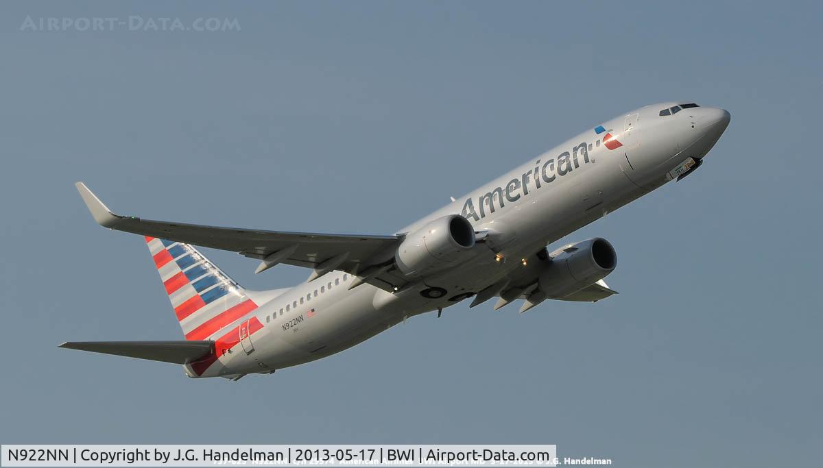 N922NN, 2013 Boeing 737-823 C/N 29574, New American Color Scheme.