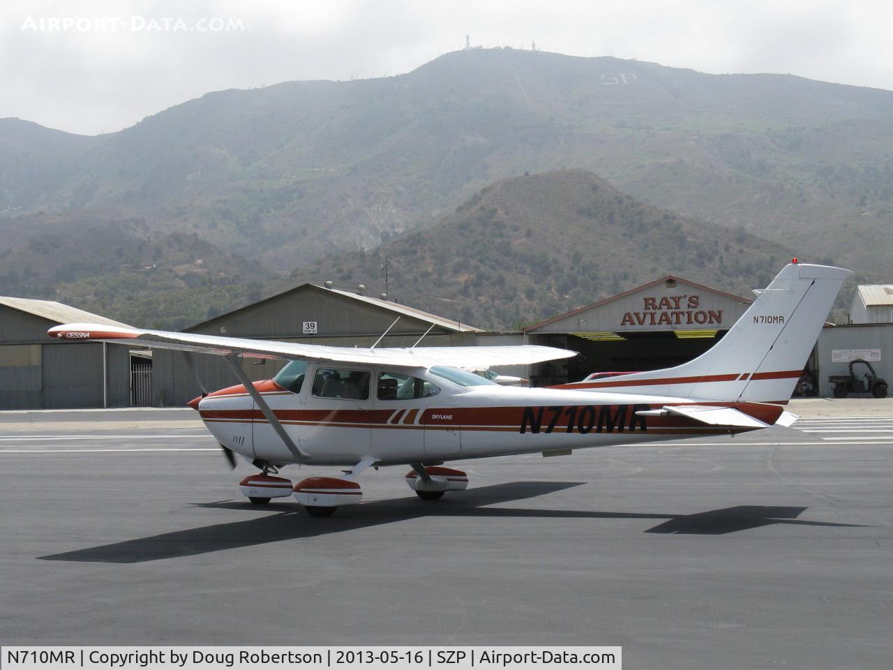 N710MR, Cessna 182Q Skylane C/N 182-67178, 1979 Cessna 182Q SKYLANE, Continental O-470-U 230 Hp, holding short 22