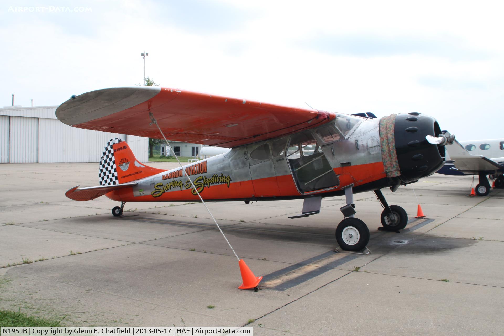 N195JB, Cessna 195 C/N 7220, First time I've seen this type as a skydive plane