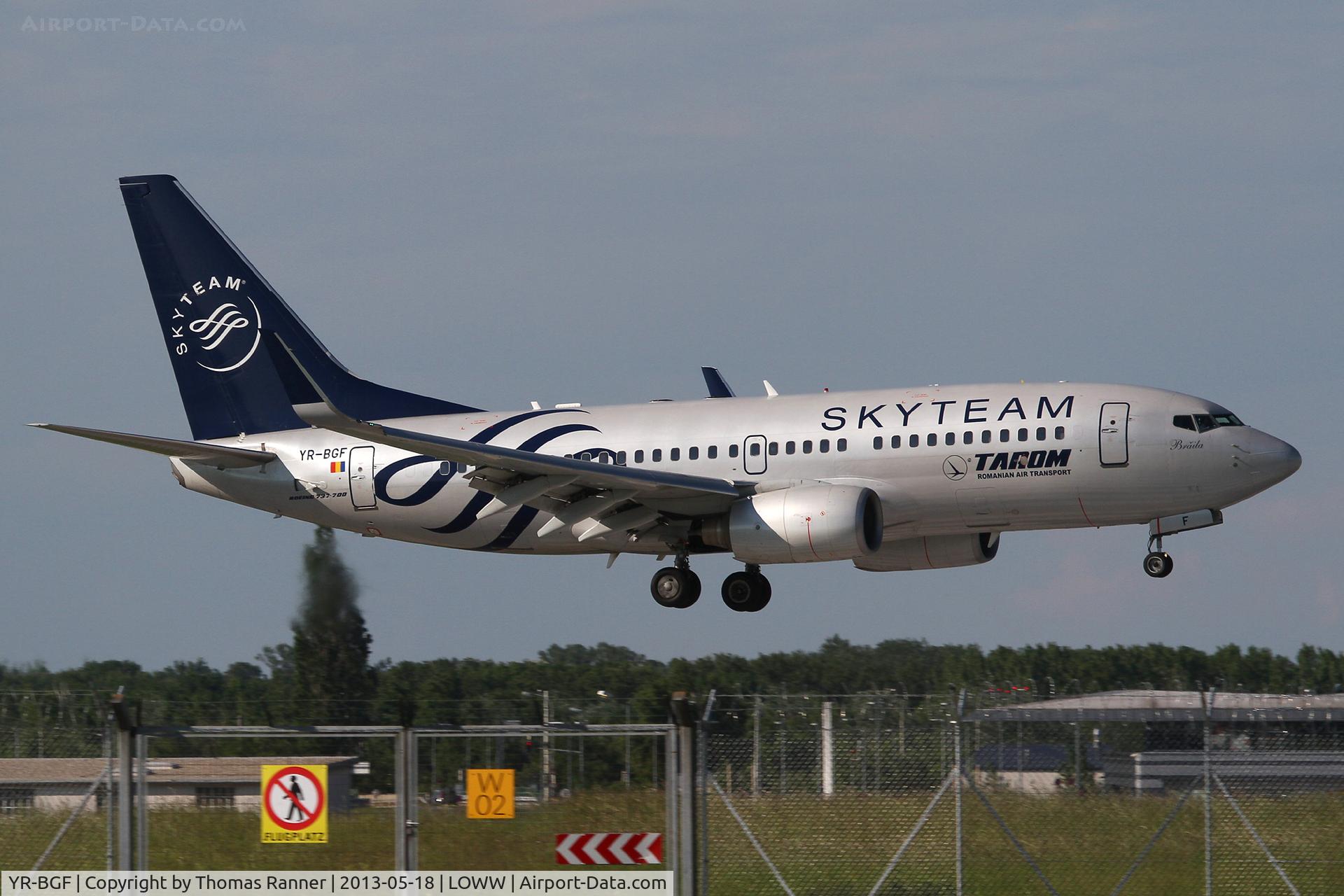 YR-BGF, 2001 Boeing 737-78J C/N 28440, Tarom Boeing 737