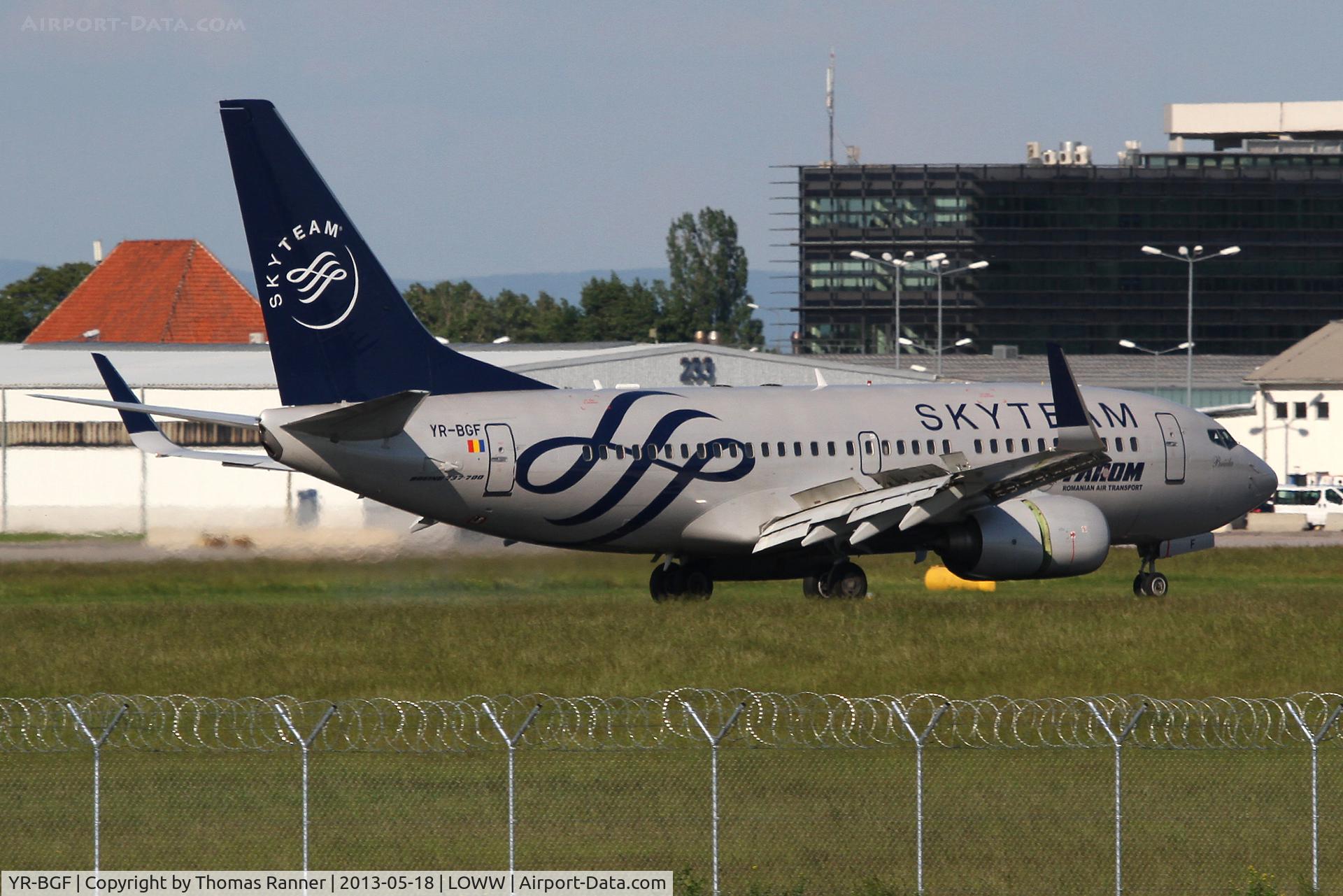 YR-BGF, 2001 Boeing 737-78J C/N 28440, Tarom Boeing 737