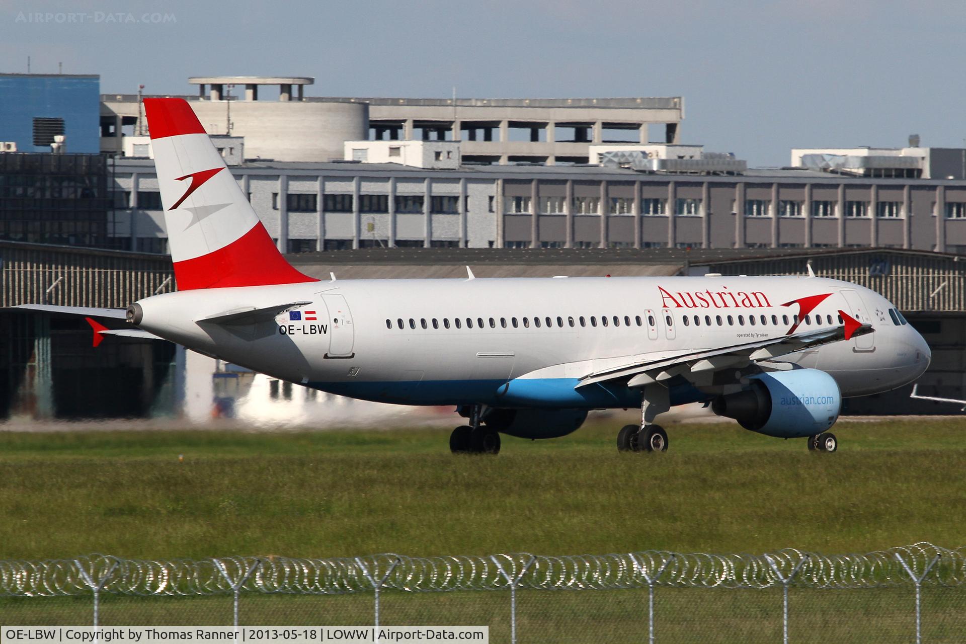 OE-LBW, 2001 Airbus A320-214 C/N 1678, Austrian Airbus A320
