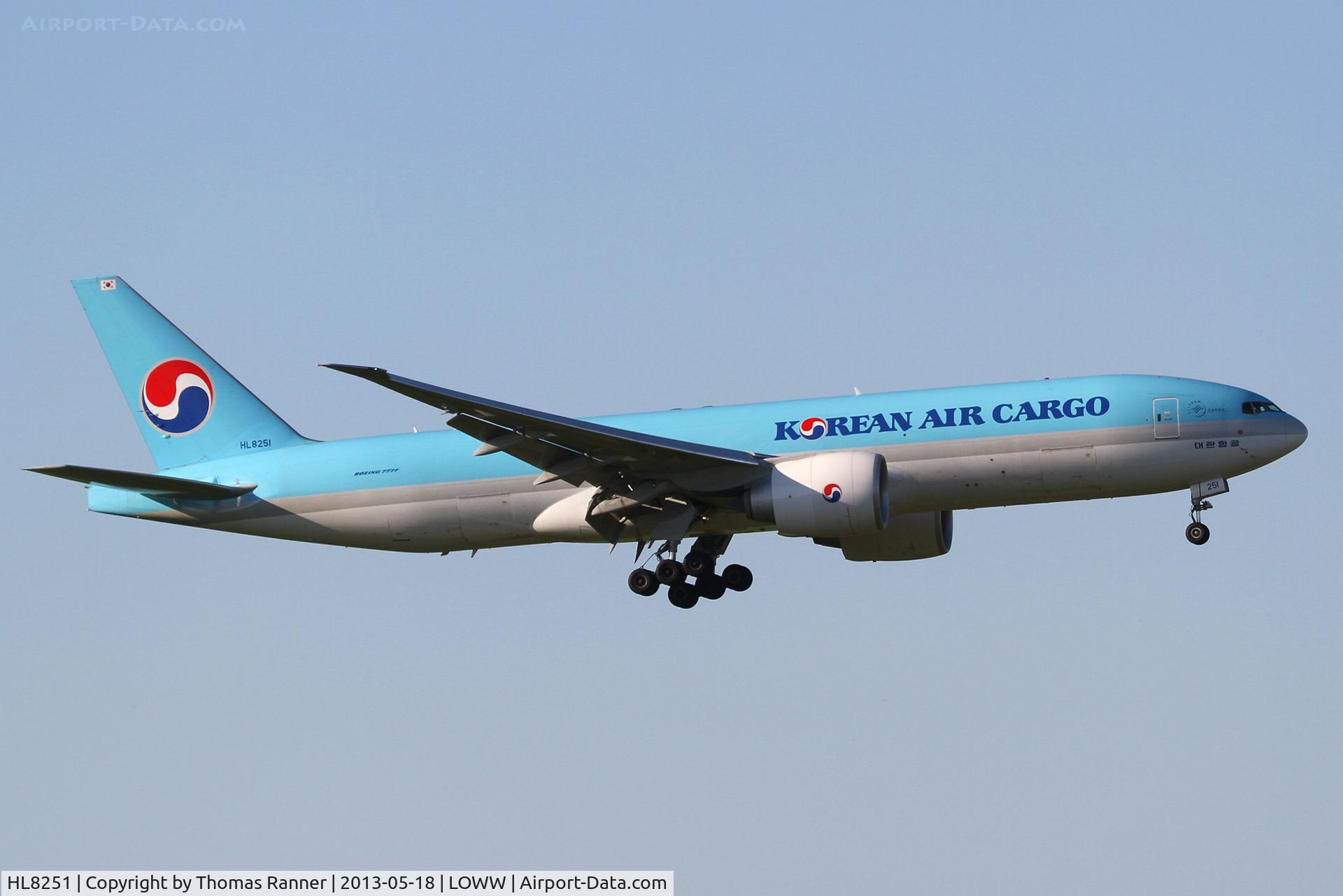 HL8251, 2012 Boeing 777-FB5 C/N 37639, Korean Air Boeing 777F