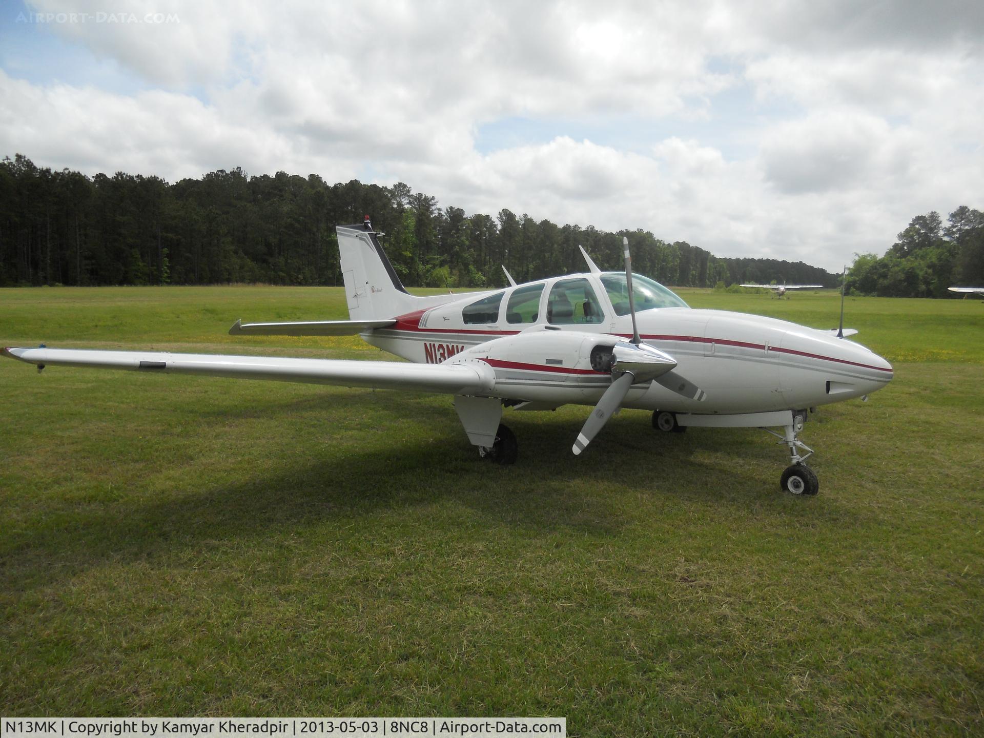 N13MK, 1968 Beech D55 Baron C/N TE-515, Sunny Day in Durham