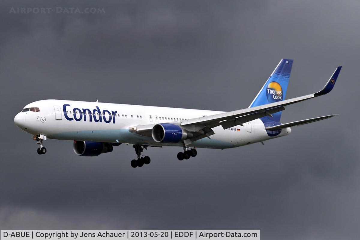D-ABUE, 1993 Boeing 767-330/ER C/N 26984, Approaching rwy 25L