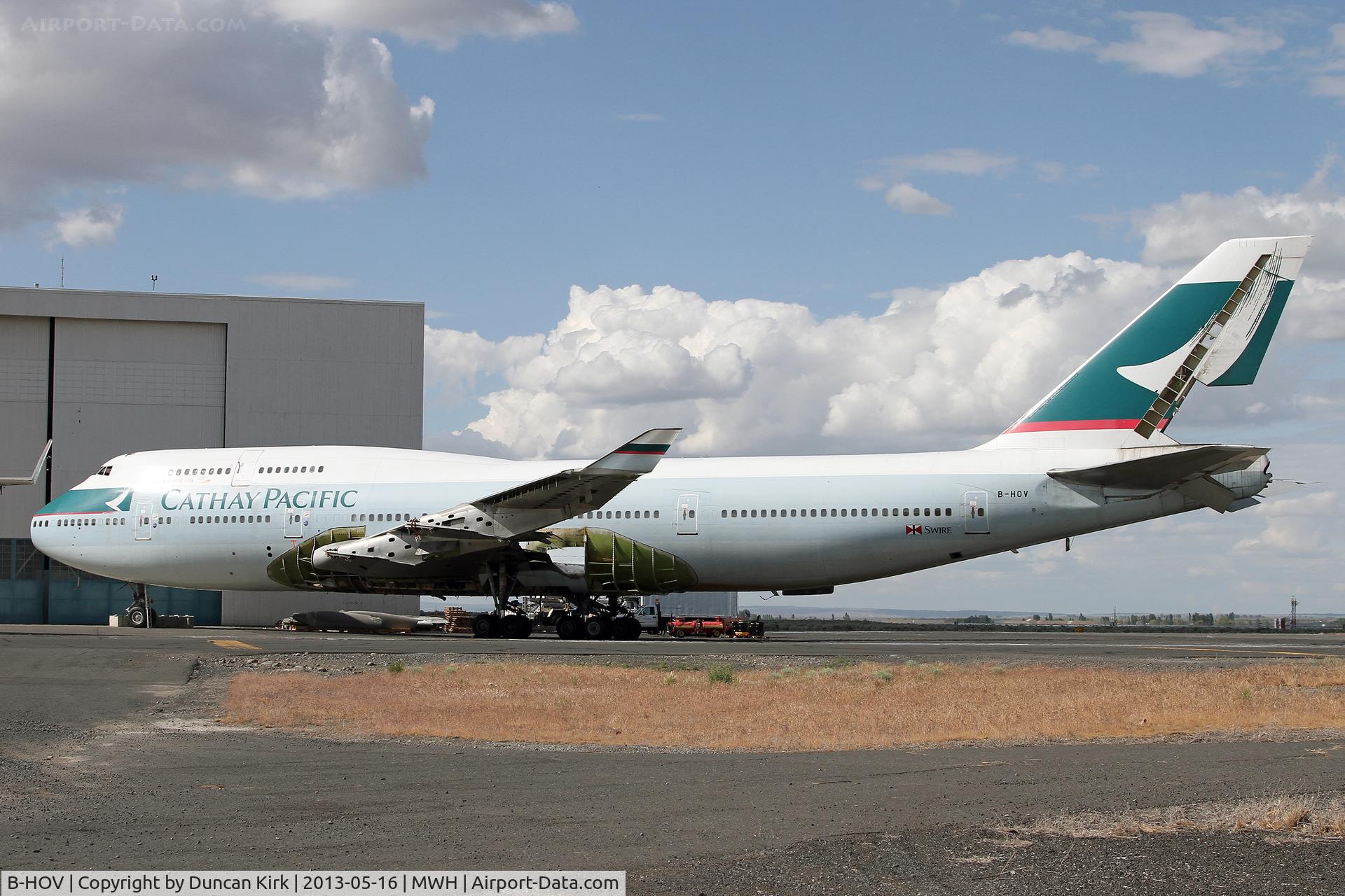 B-HOV, 1991 Boeing 747-467 C/N 25082, Looking like it is either having a major overhaul or being dismantled