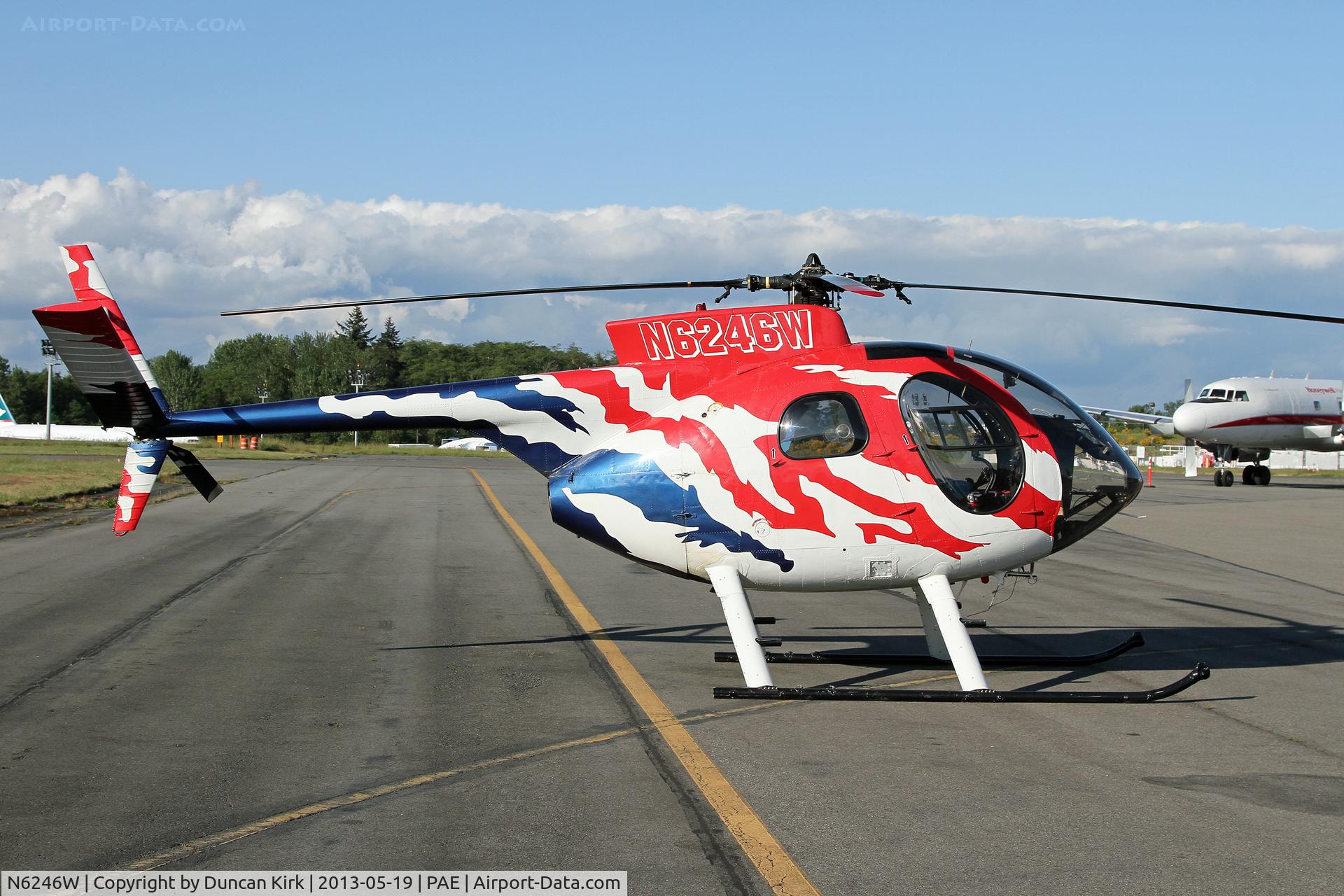 N6246W, 1968 Hughes 369A C/N 880712, How's this for a snazzy colorscheme!