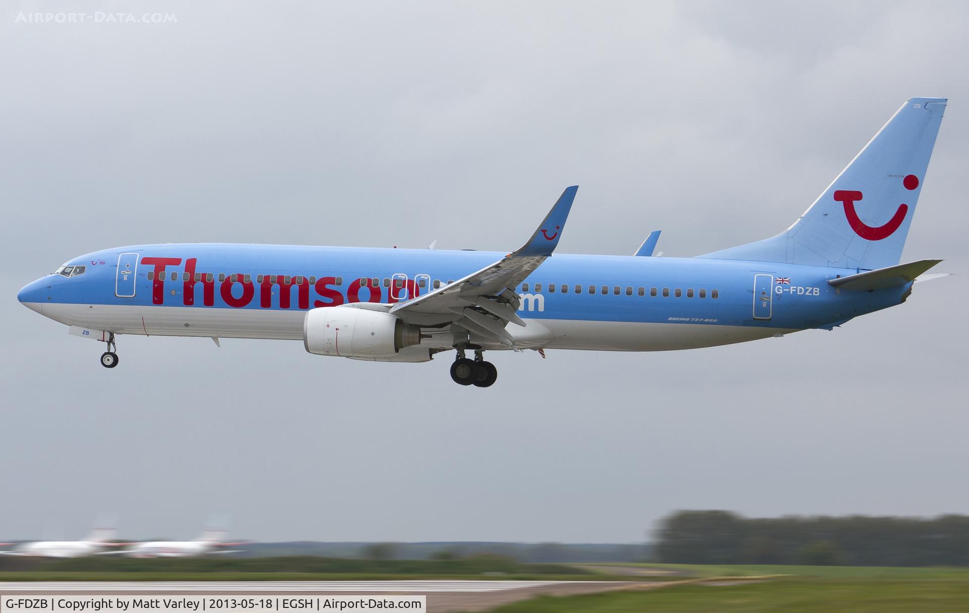 G-FDZB, 2007 Boeing 737-8K5 C/N 35131, Arriving at a gloomy NWI...