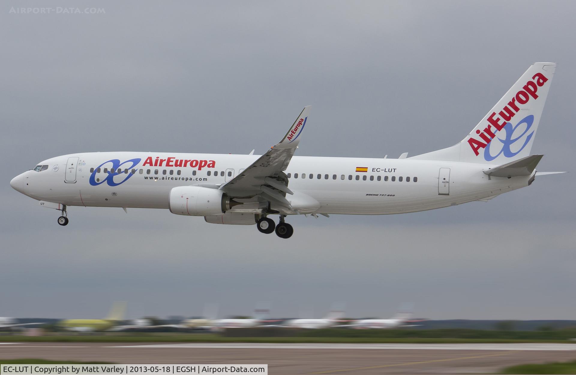 EC-LUT, 2013 Boeing 737-85P C/N 36592, Arriving at NWI...