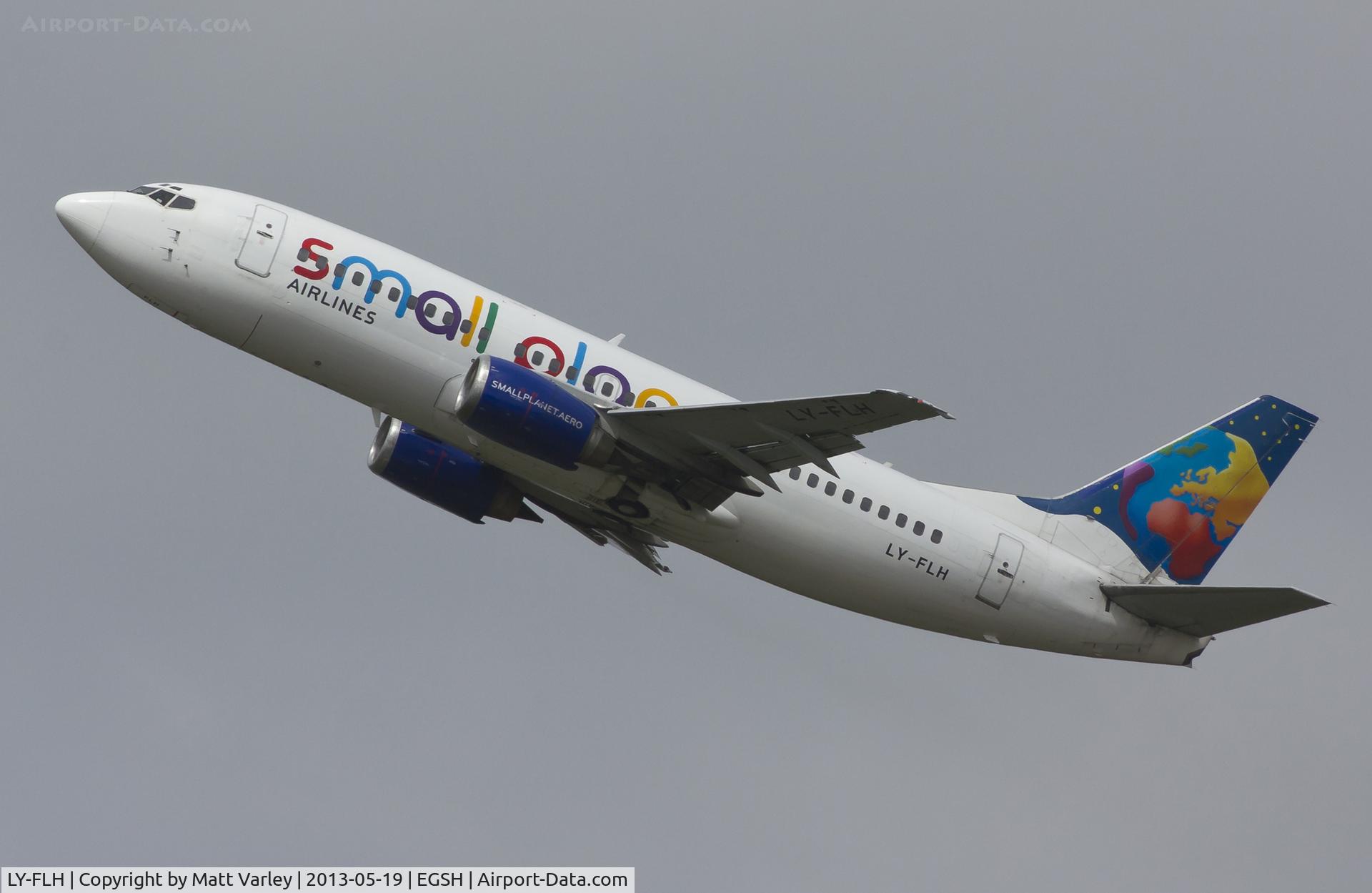 LY-FLH, 1992 Boeing 737-382 C/N 25161, Climbing out of NWI...