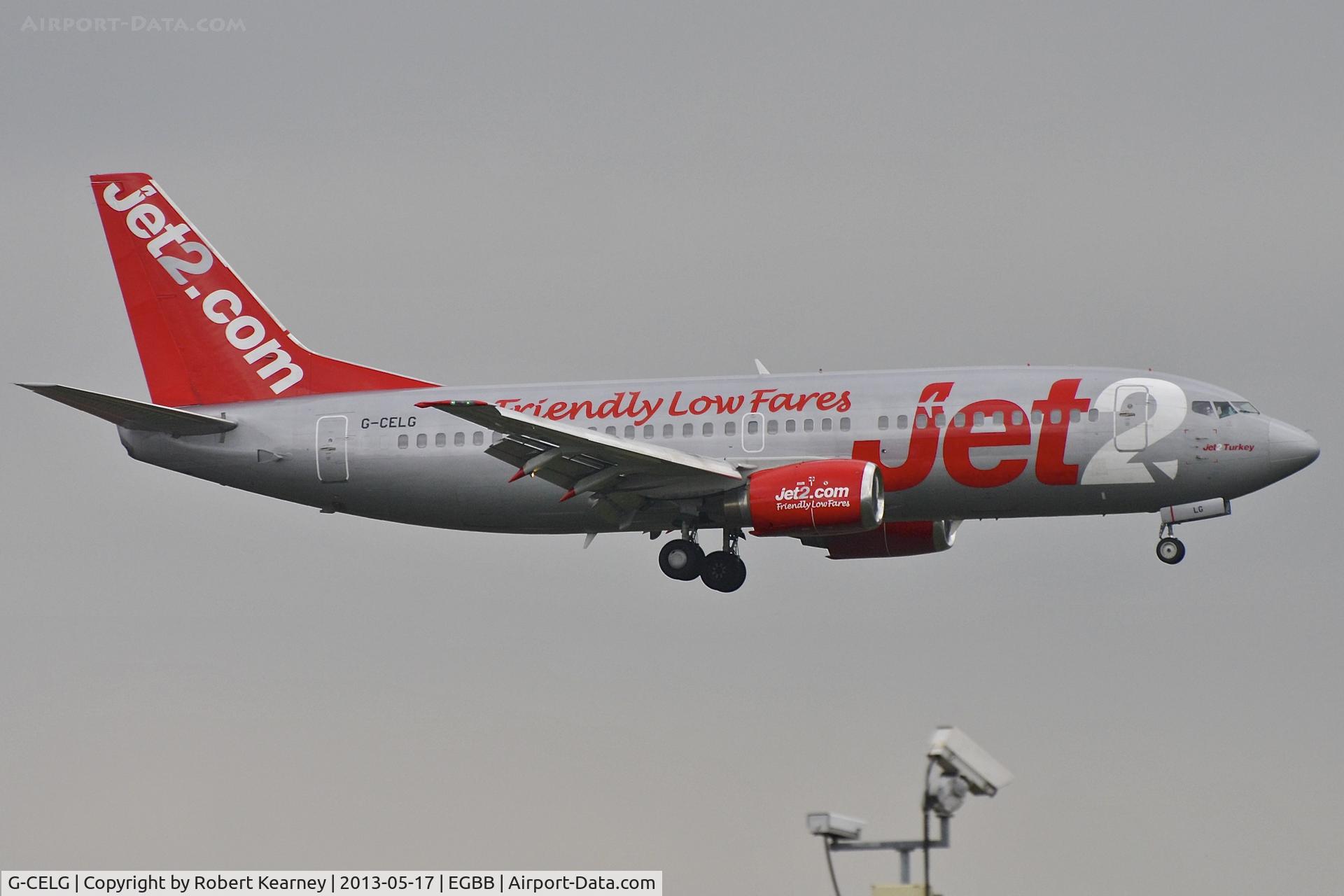 G-CELG, 1988 Boeing 737-377 C/N 24303, On short finals for r/w 33