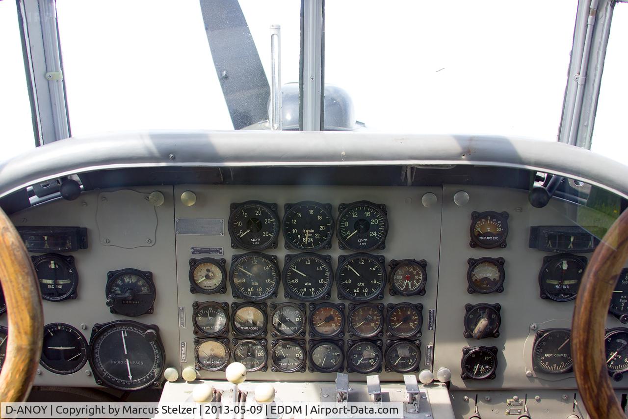 D-ANOY, Junkers (CASA) 352L (Ju-52) C/N 54, Junkers Ju 52 Cockpit