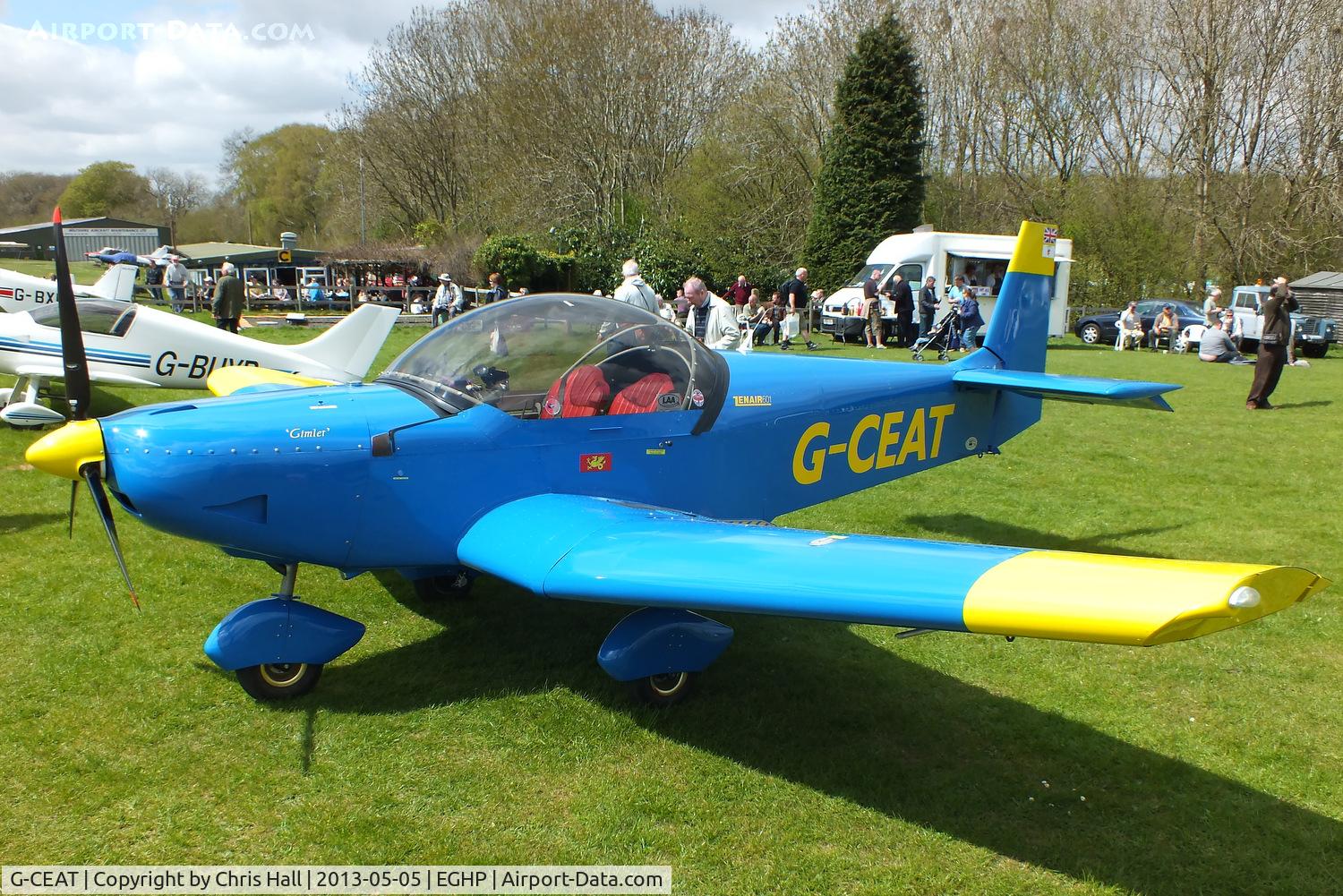 G-CEAT, 2006 Zenair CH-601 HDS Zodiac C/N PFA 162-13930, at the LAA Microlight Trade Fair, Popham