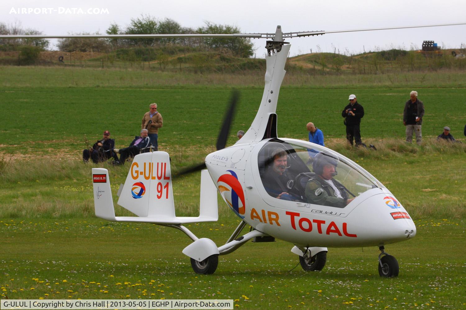G-ULUL, 2010 RotorSport UK Calidus C/N RSUK/CALS/009, at the LAA Microlight Trade Fair, Popham