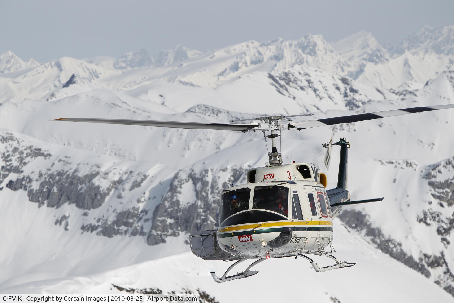 C-FVIK, 1980 Bell 212 C/N 30990, Working for MW Heliskiing