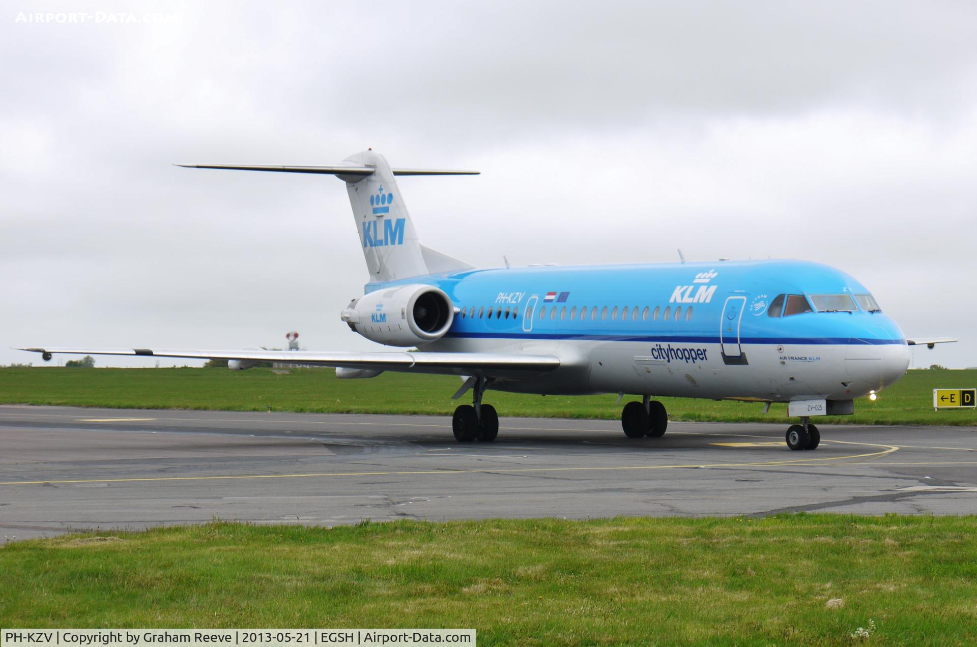 PH-KZV, 1995 Fokker 70 (F-28-0070) C/N 11556, Just landed.